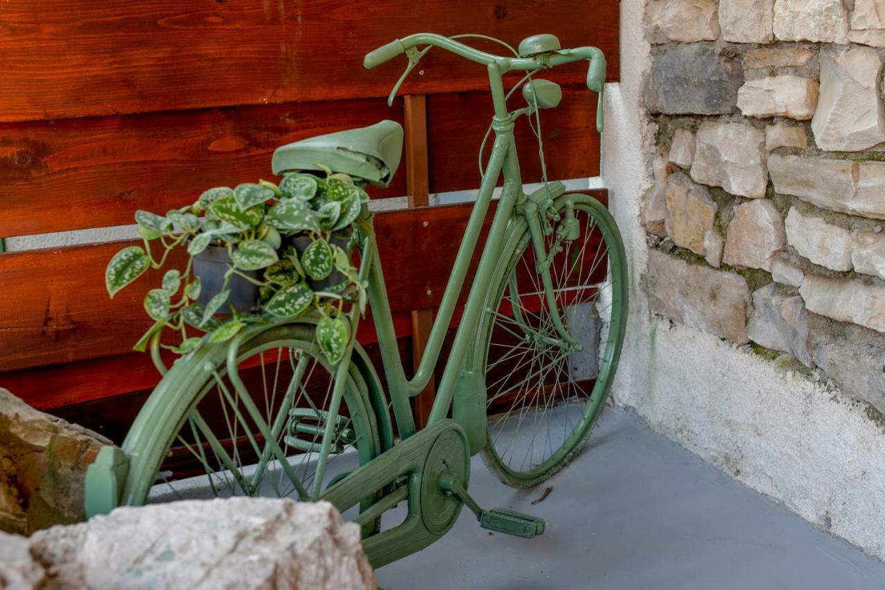 PUY Vintage Garden Apartment מראה חיצוני תמונה
