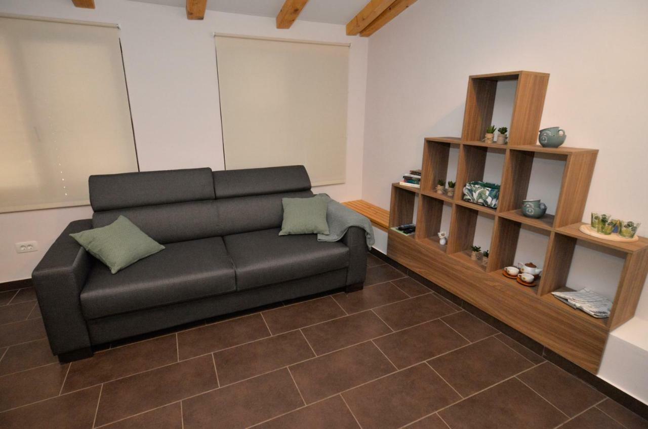 PUY Vintage Garden Apartment מראה חיצוני תמונה