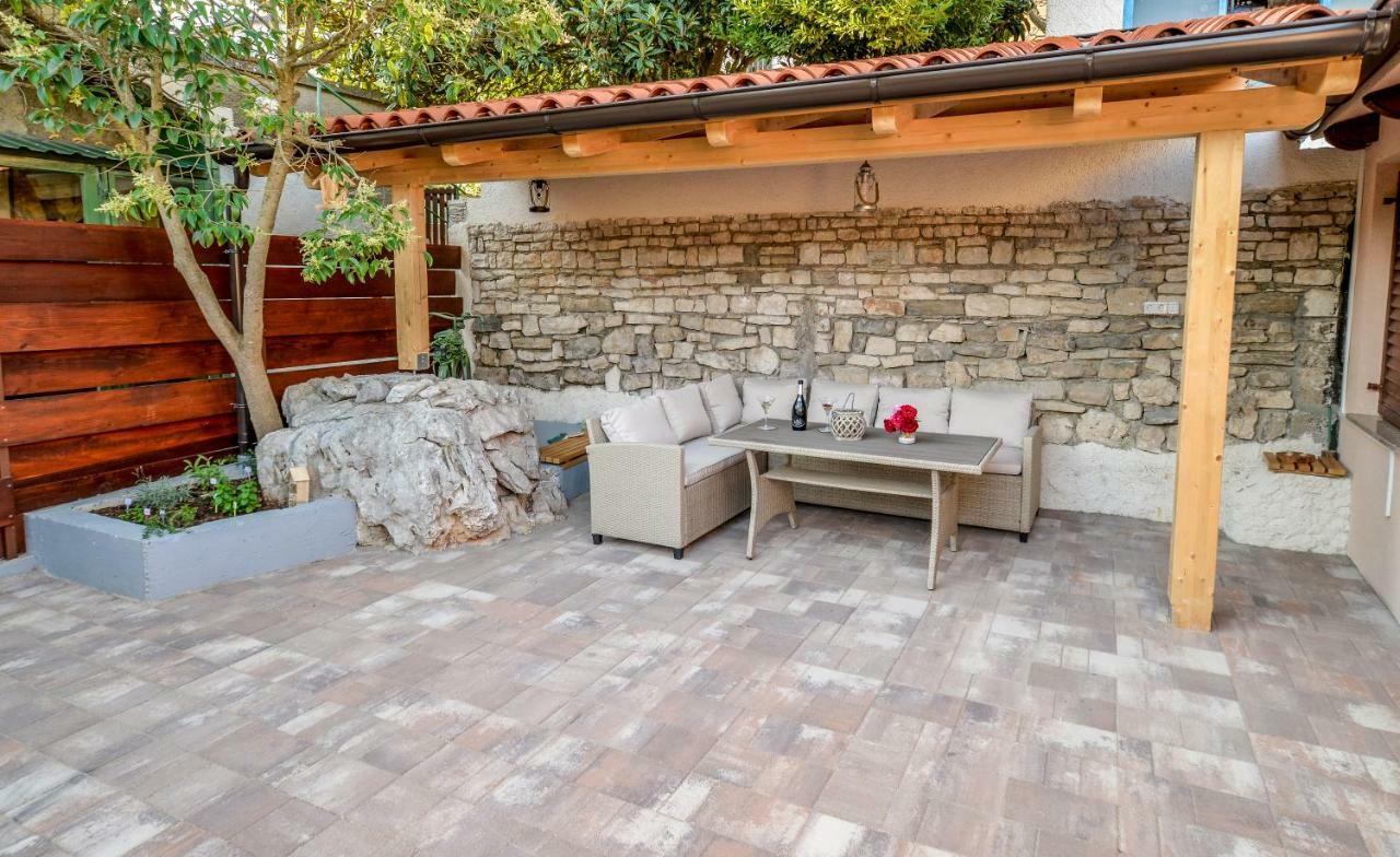 PUY Vintage Garden Apartment מראה חיצוני תמונה