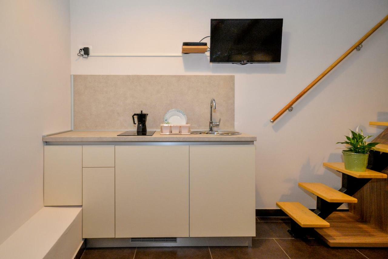 PUY Vintage Garden Apartment מראה חיצוני תמונה